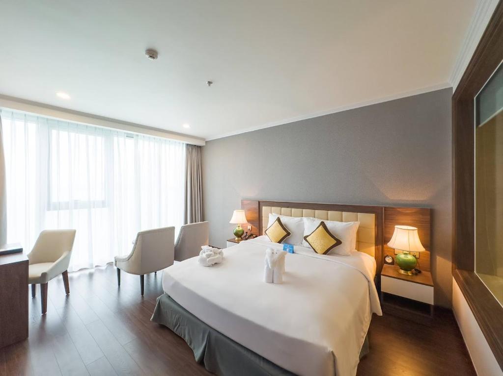 Phòng Deluxe Giường Đôi Nhìn Ra Biển