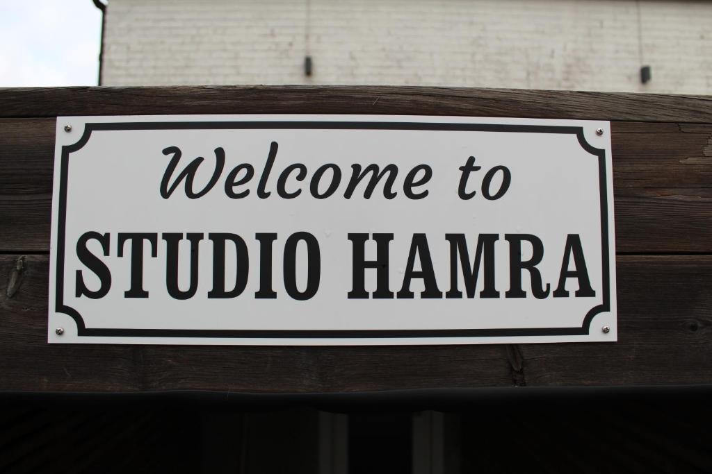 Certifikát, hodnocení, plakát nebo jiný dokument vystavený v ubytování Studio Hamra