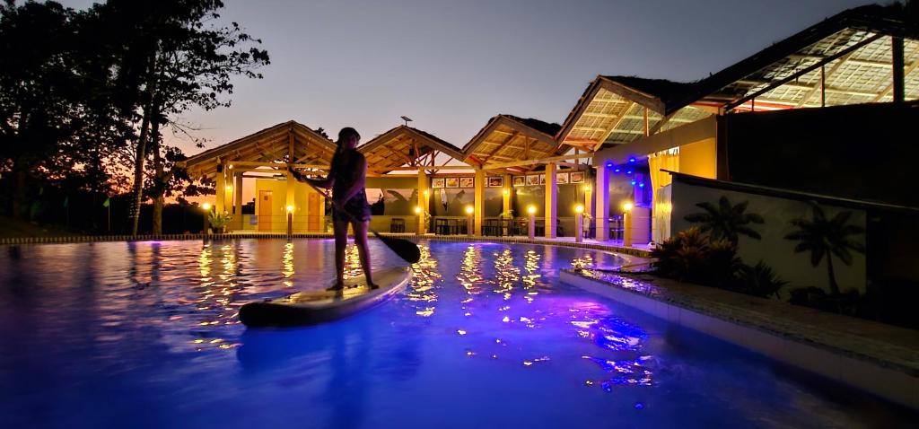Bazén v ubytování Annabel's Resort nebo v jeho okolí