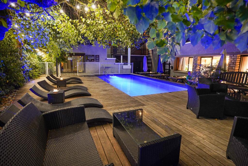 Πισίνα στο ή κοντά στο Auberge Le Semnoz