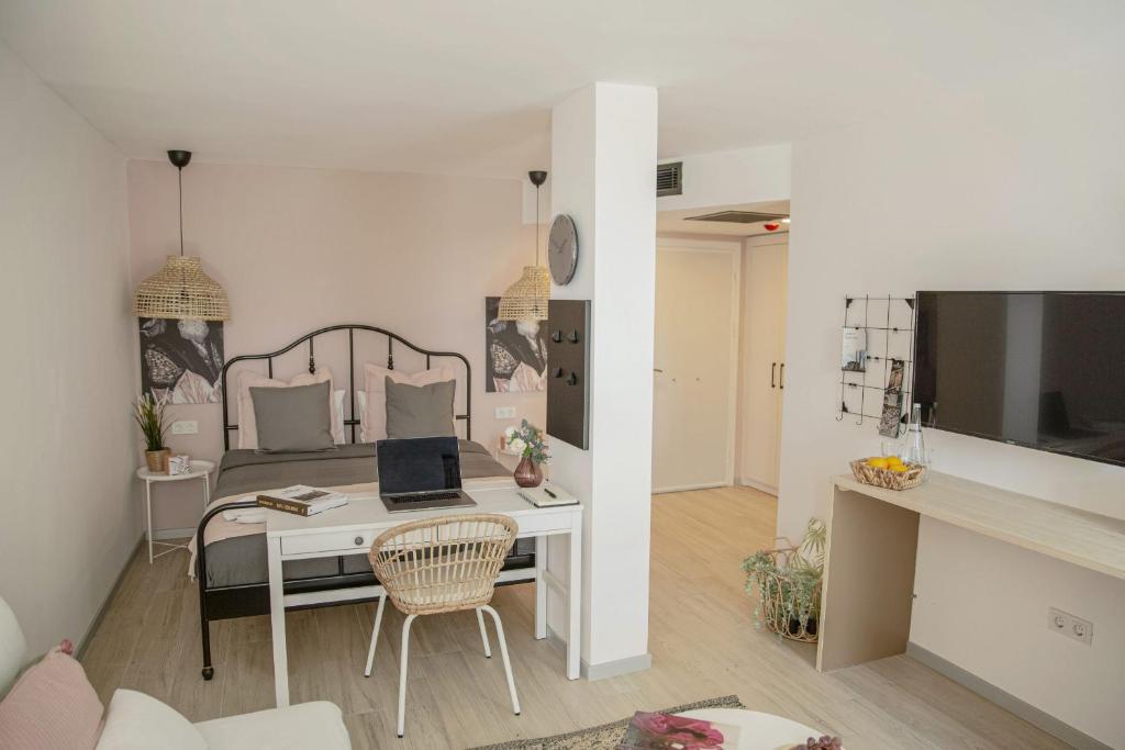 Payava Hotel by True Blue - 15