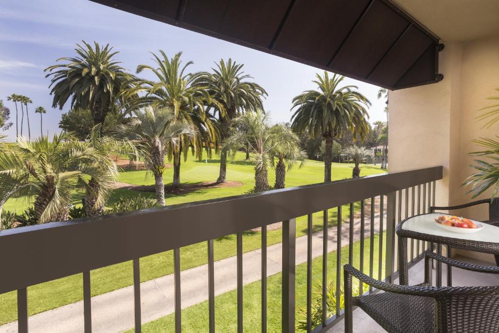 Hyatt Regency Newport Beach - King Room With Balcony