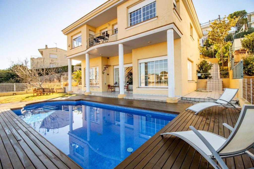 Gallery image of Casa con piscina en Llançà in Llança