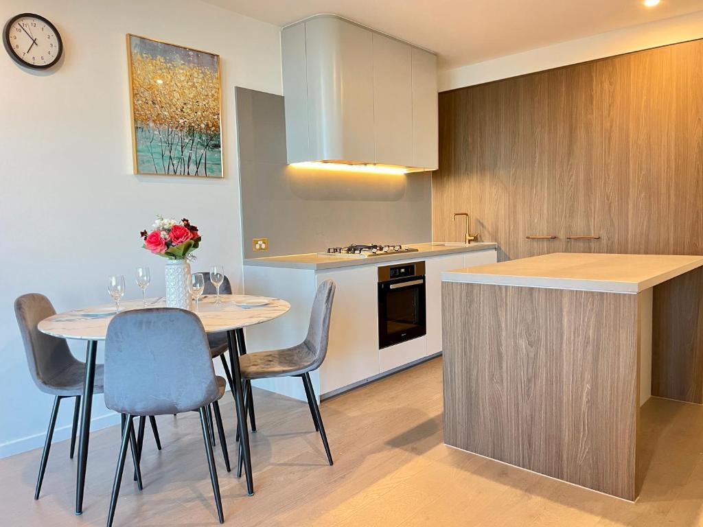 Skygarden On The Glen - Twee Slaapkamers Appartement