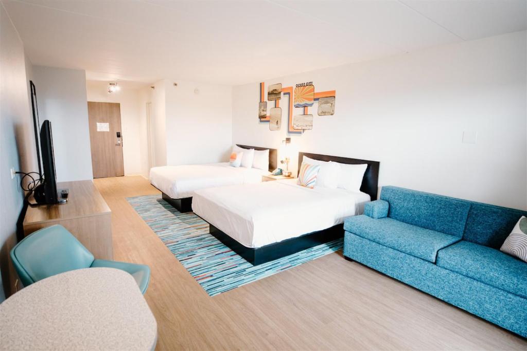 SeaLoft Oceanfront Hotel - 