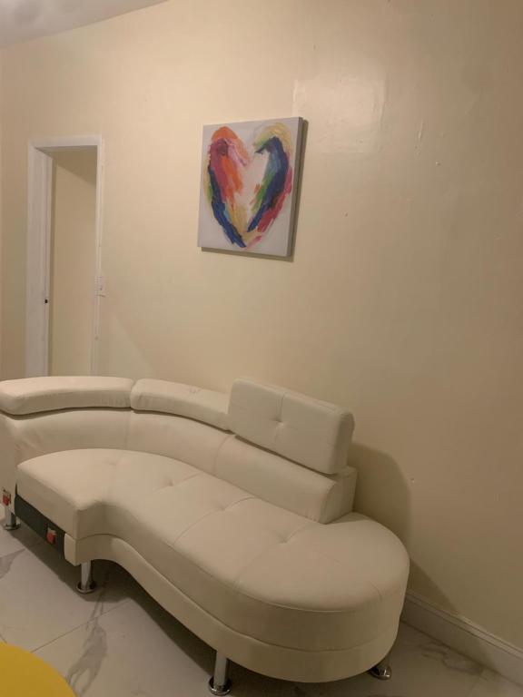Posezení v ubytování Miami International Hostel - Airport - Downtown- Wynwood - Little Havana Women Only Rooms - Men Only Rooms - No Mix Dorms