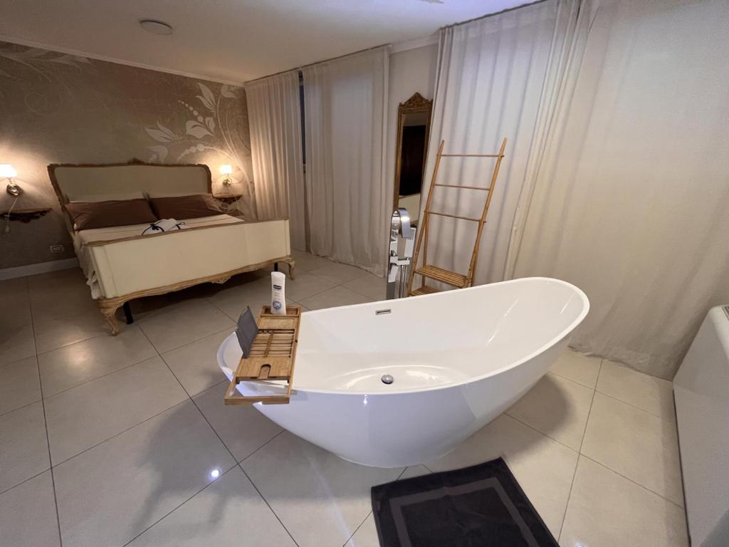 A bed or beds in a room at Casa de la Luna