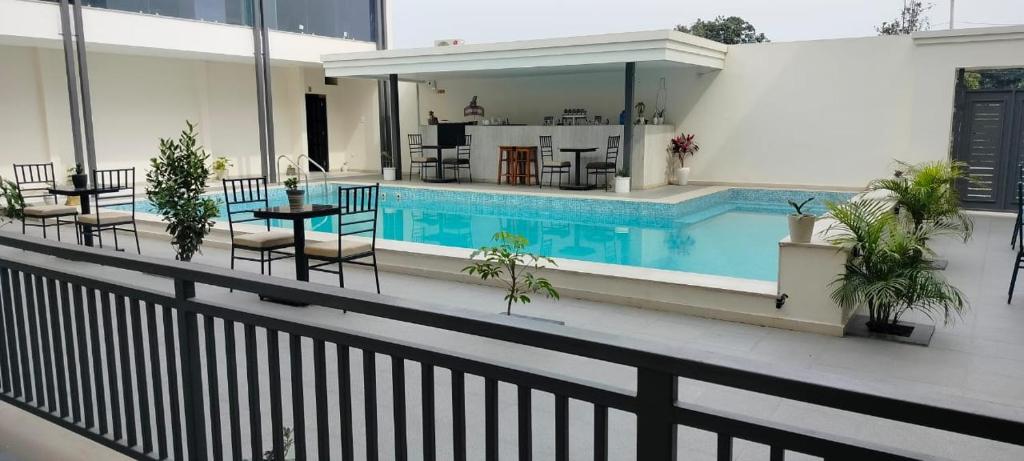 Bassein majutusasutuses Hotel Gulmohar või selle lähedal
