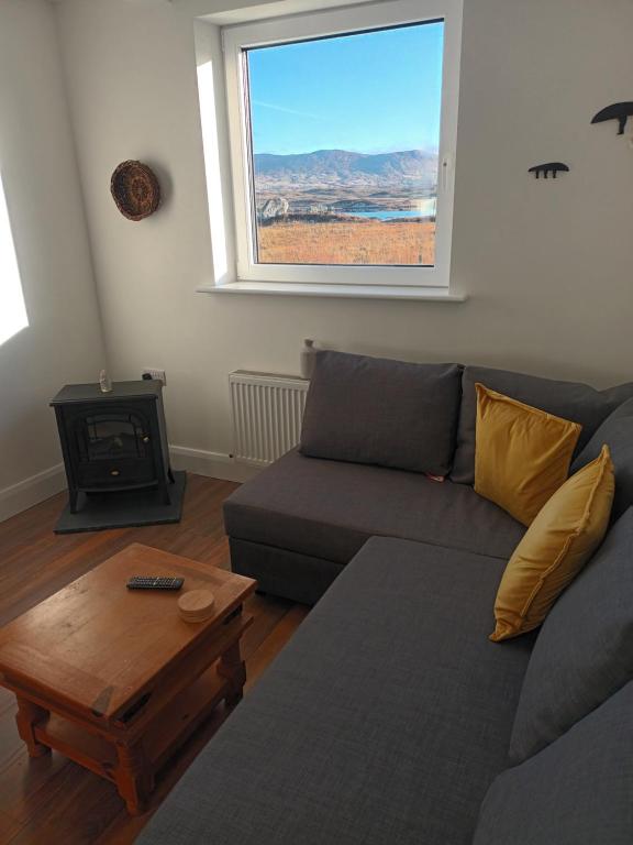 Istumisnurk majutusasutuses Connemara Lake View Apartment