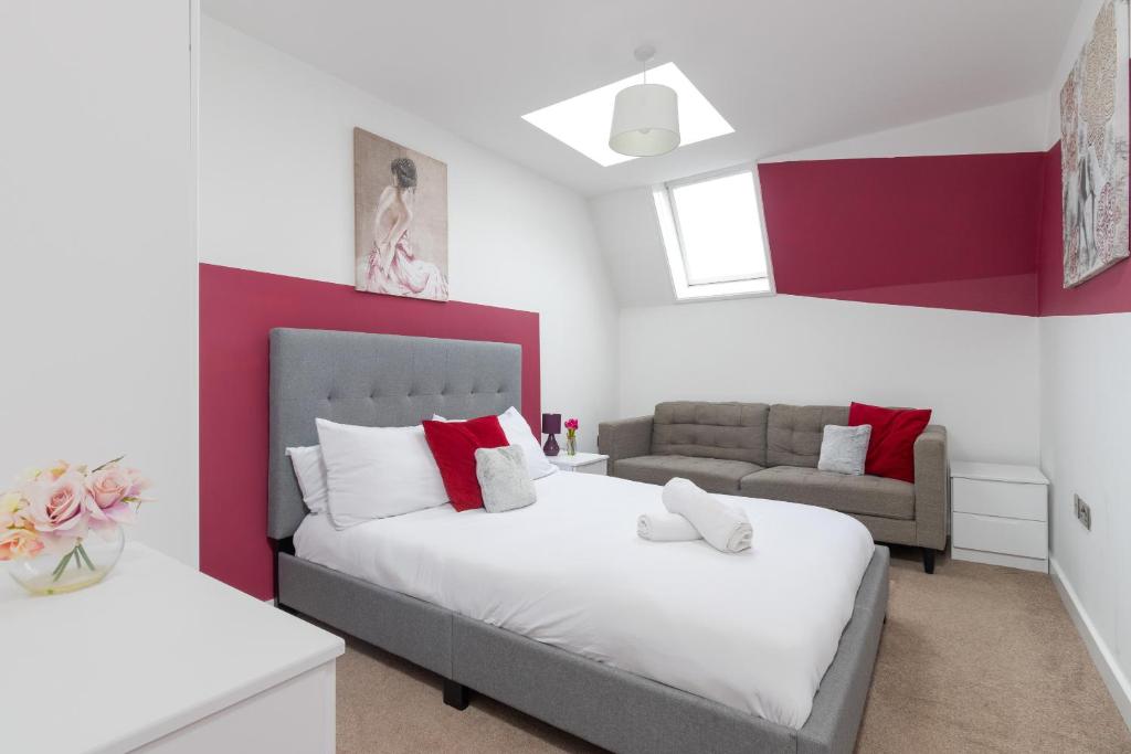 Elegant 1 BR Apartment - Powei Apartments - Housity
