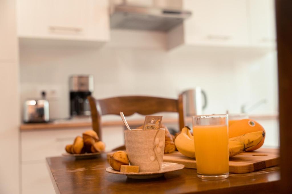 Options de petit-déjeuner proposées aux clients de l&#39;établissement Logement calme, proche Plumereau