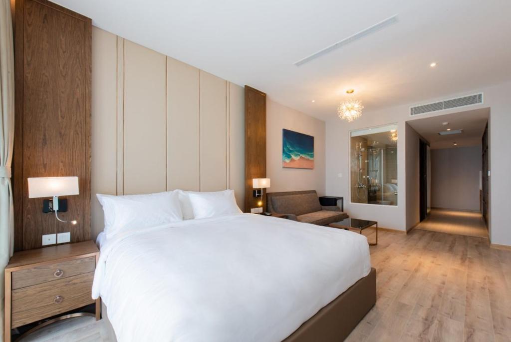Panorama Nha Trang Inn - Семейный люкс с балконом