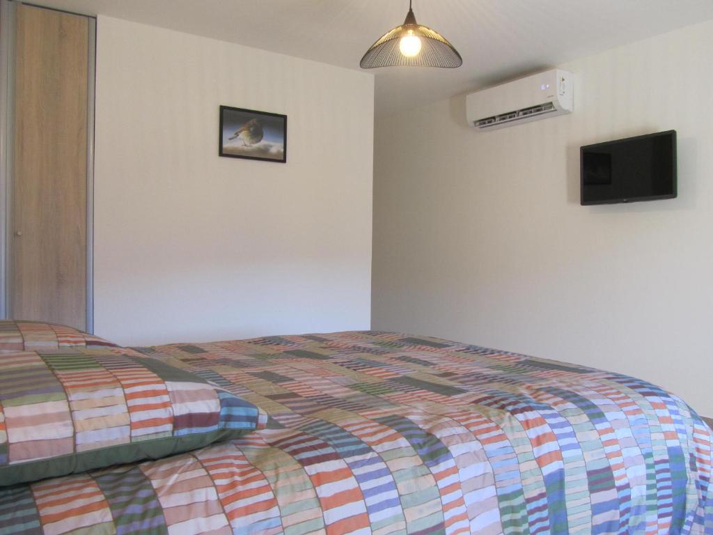 Lou Pitchot Maximénet - Double Room With Mountain View