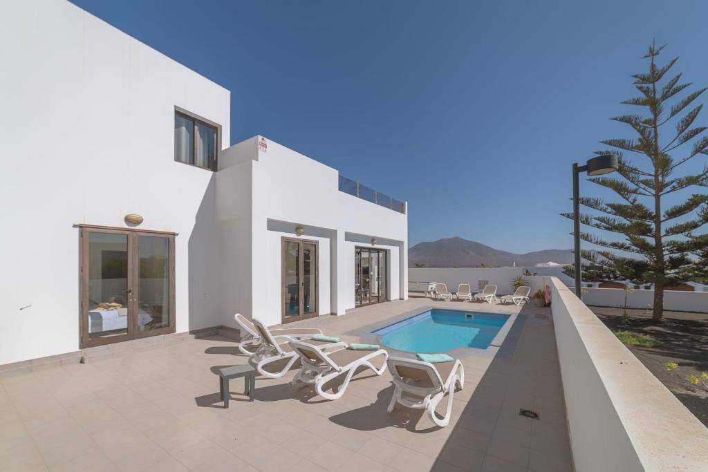 Casa Maelle, private villa in Playa Blanca