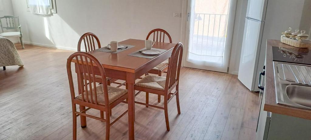 Kuchyň nebo kuchyňský kout v ubytování Casa Toè Quinto