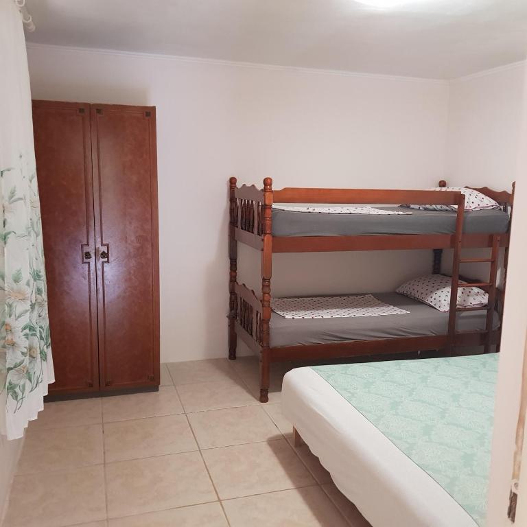 Postel nebo postele na pokoji v ubytování Apartments Nenadić