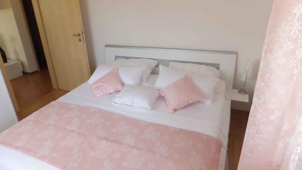 Postel nebo postele na pokoji v ubytování Villa Oleander
