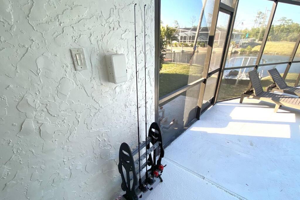 Waterfront Gulf Gateway: Pool/Dock/Grill/Gameroom photo
