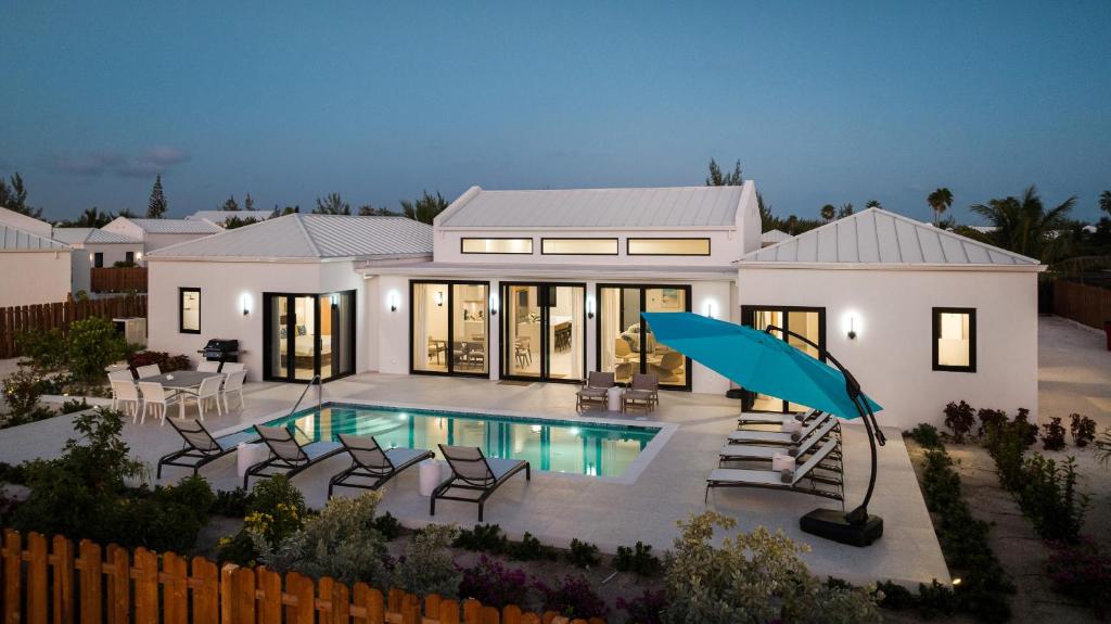 Upper East Side Enclave 14, Long Bay Hills (updated prices 2024)