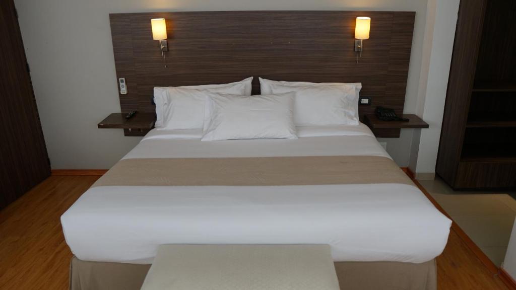 Postel nebo postele na pokoji v ubytování El Hotel Business Class - Zamora Centro