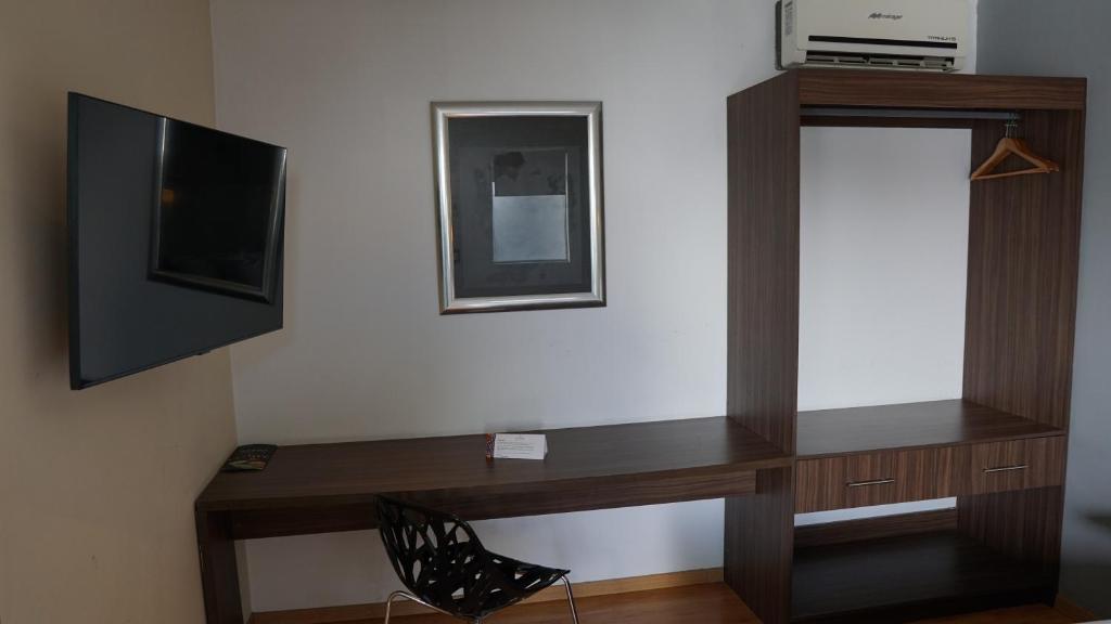 TV a/nebo společenská místnost v ubytování El Hotel Business Class - Zamora Centro