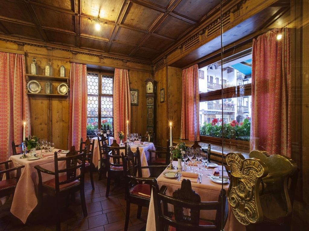 Ресторан / где поесть в Hotel De La Poste