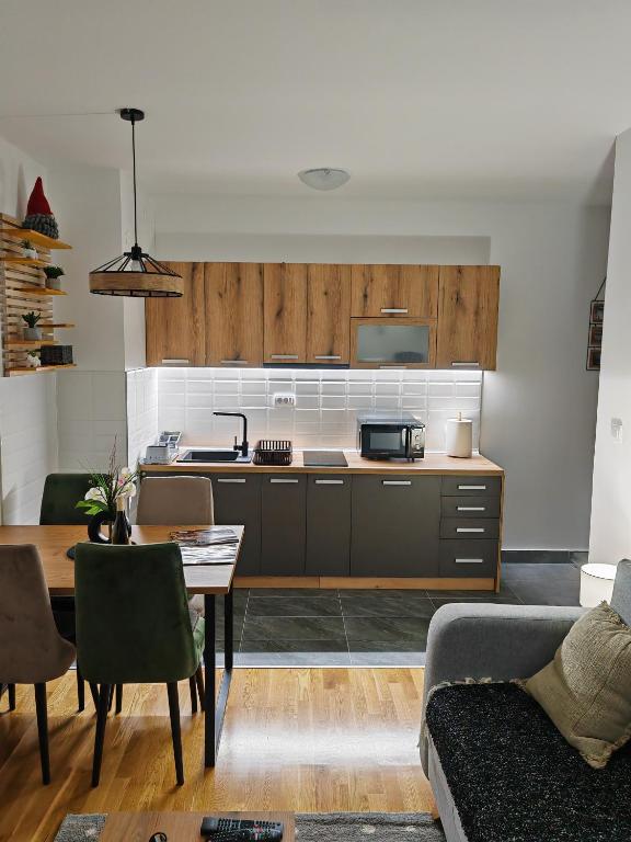 Küche/Küchenzeile in der Unterkunft Apartman Monika 2