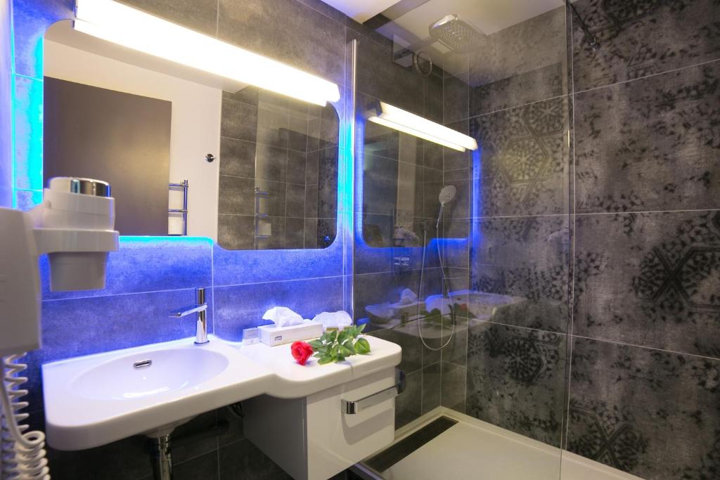 Koupelna v ubytování Le Thalassa Hôtel & Spa