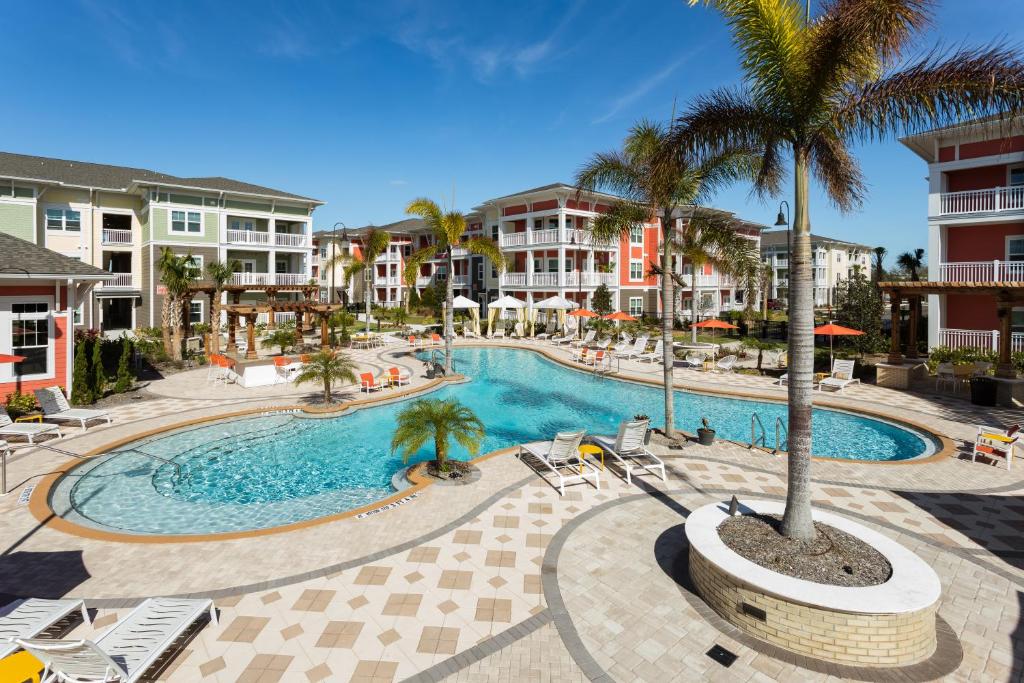 H4N Furnished Apartments Resort Style Living in South Tampa, Tampa
