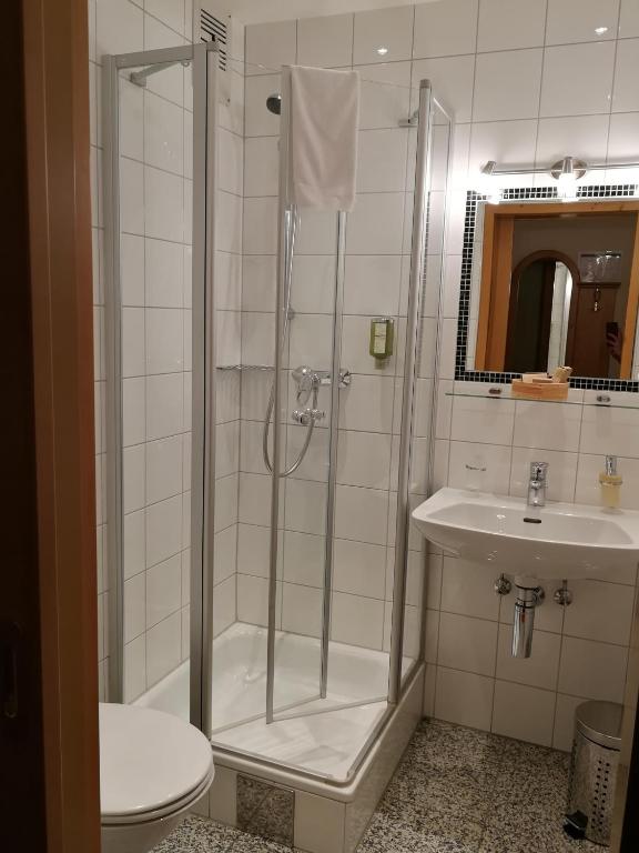 Uma casa de banho em Die Linde