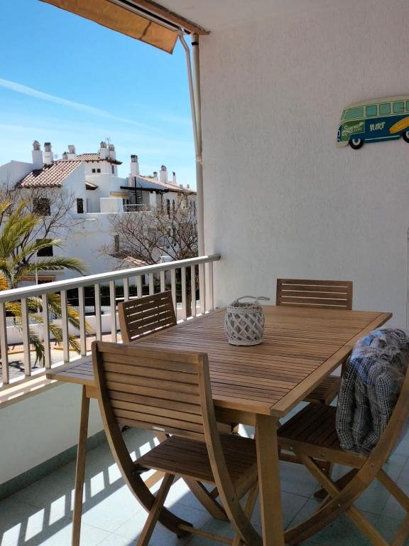 A balcony or terrace at ApartiaBeach Apartamentos