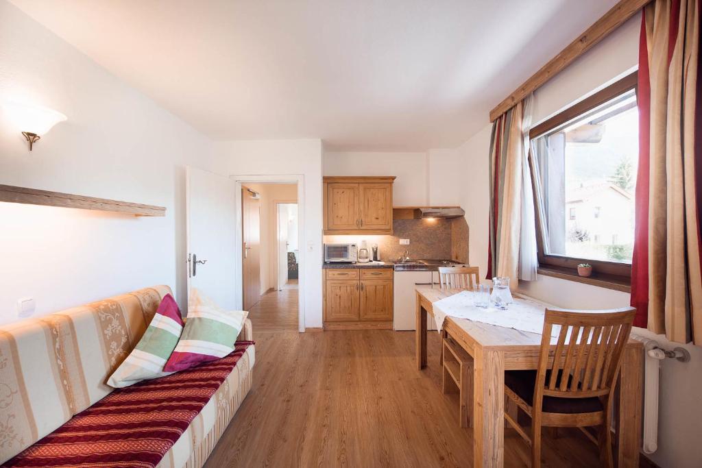 Kuchyň nebo kuchyňský kout v ubytování Hotel Eschenhof & Apartments