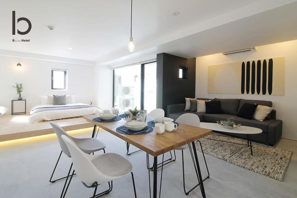 b hotel Heiwaodori 602 - Huge Apt in Famous Hiroshima Dori for 6p
