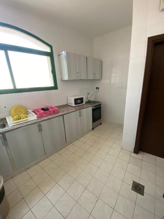 تصویر اتاق‌های Rest-Inn Furnished Apartments ریست-ان للشقق المفروشه - تصویر ۲
