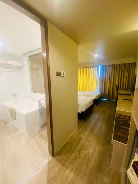 Gold Orchid Bangkok Hotel - Cama Doble De Lujo Premium