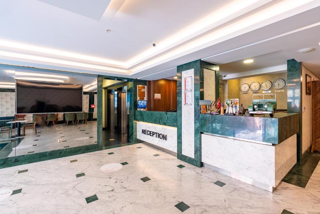 The lobby or reception area at Valens Hotel Downtown