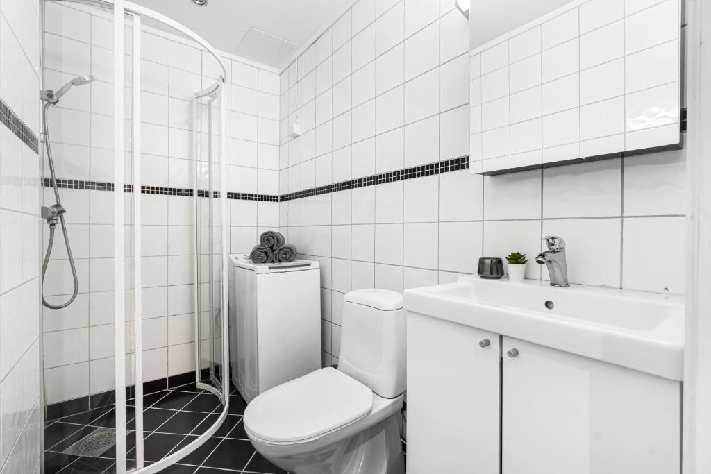 Modern apartment - Luxury neighborhood - 4 pax tesisinde bir banyo