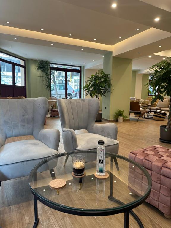 The Maroon Bottle Luxury Suites - Resim 20