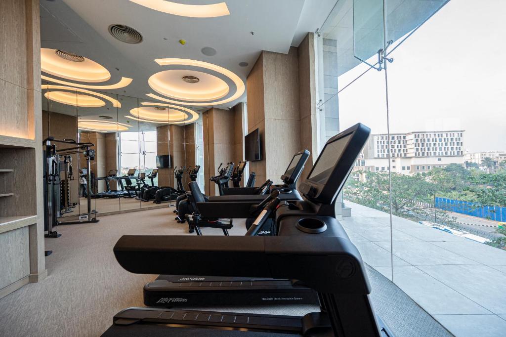 Fitness centrum a/nebo fitness zařízení v ubytování LYFE HOTEL