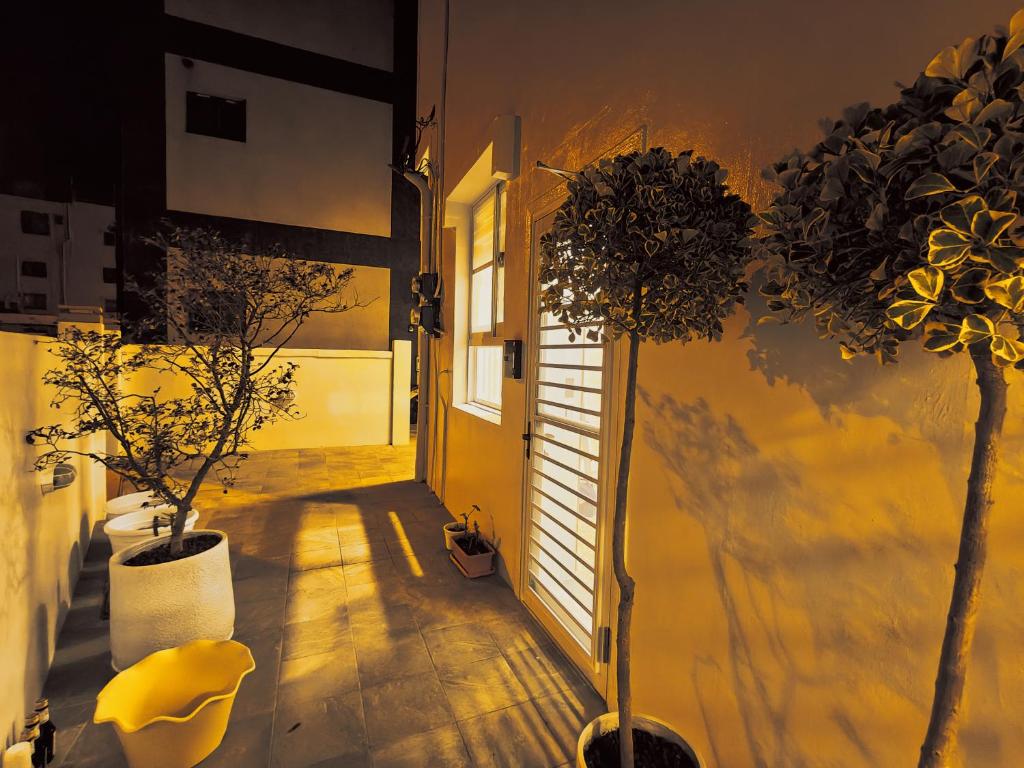 Fotografie z fotogalerie ubytování 白小美輕旅民宿 市中心 新開幕特惠 可包棟 v destinaci Magong