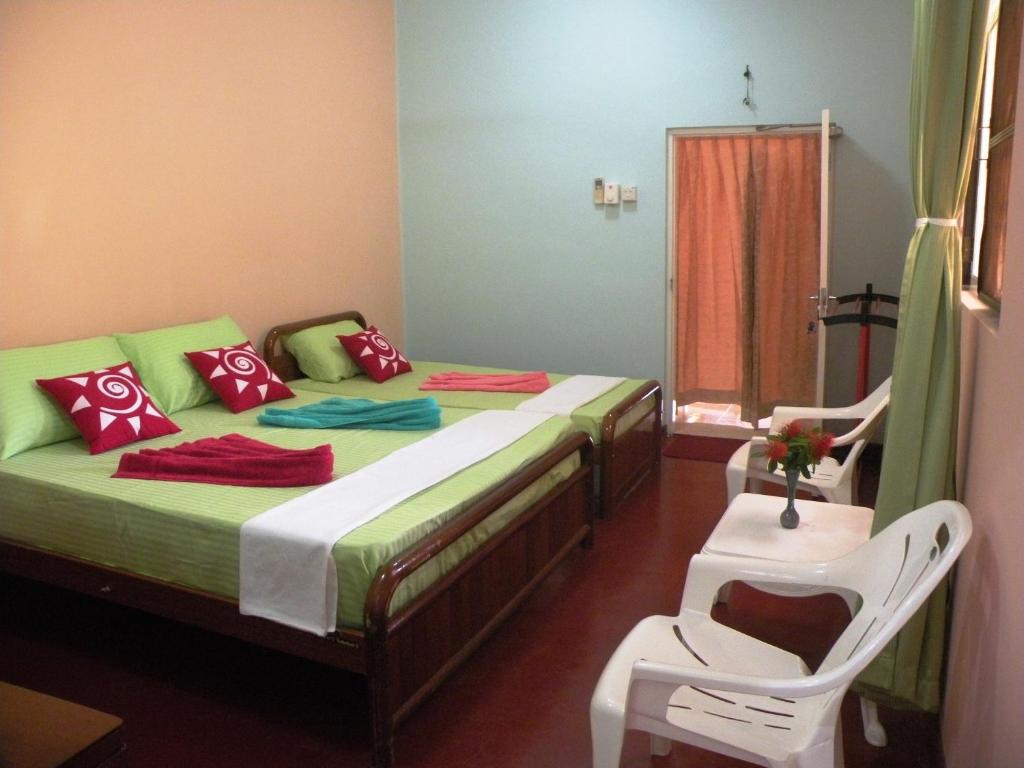 Henderson Airport Residence - 5