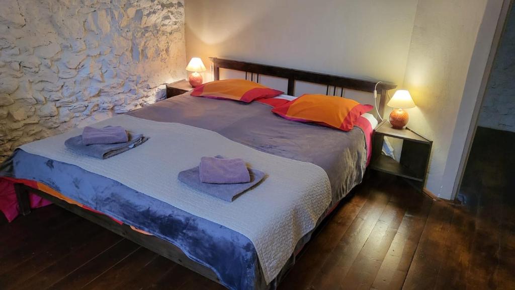 Katil atau katil-katil dalam bilik di Le Relais des El&eacute;phants Color&eacute;s