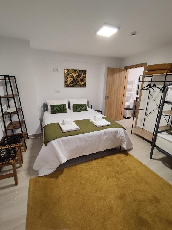 Uma cama ou camas num quarto em Maria da Vinha - Country House