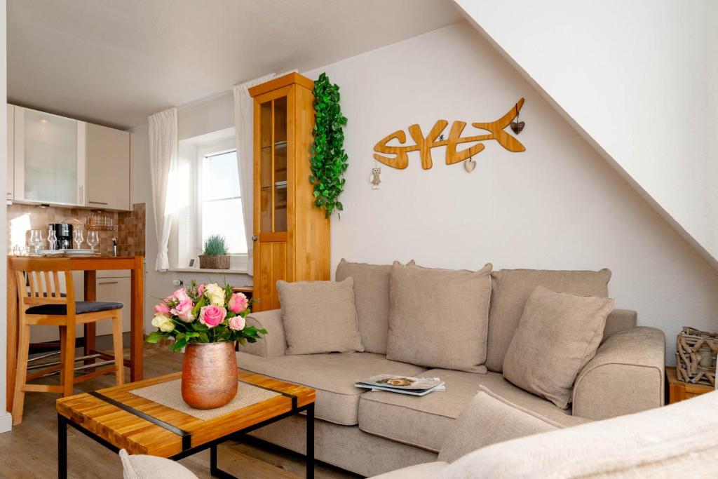 Sylta - Apartment With Balcony