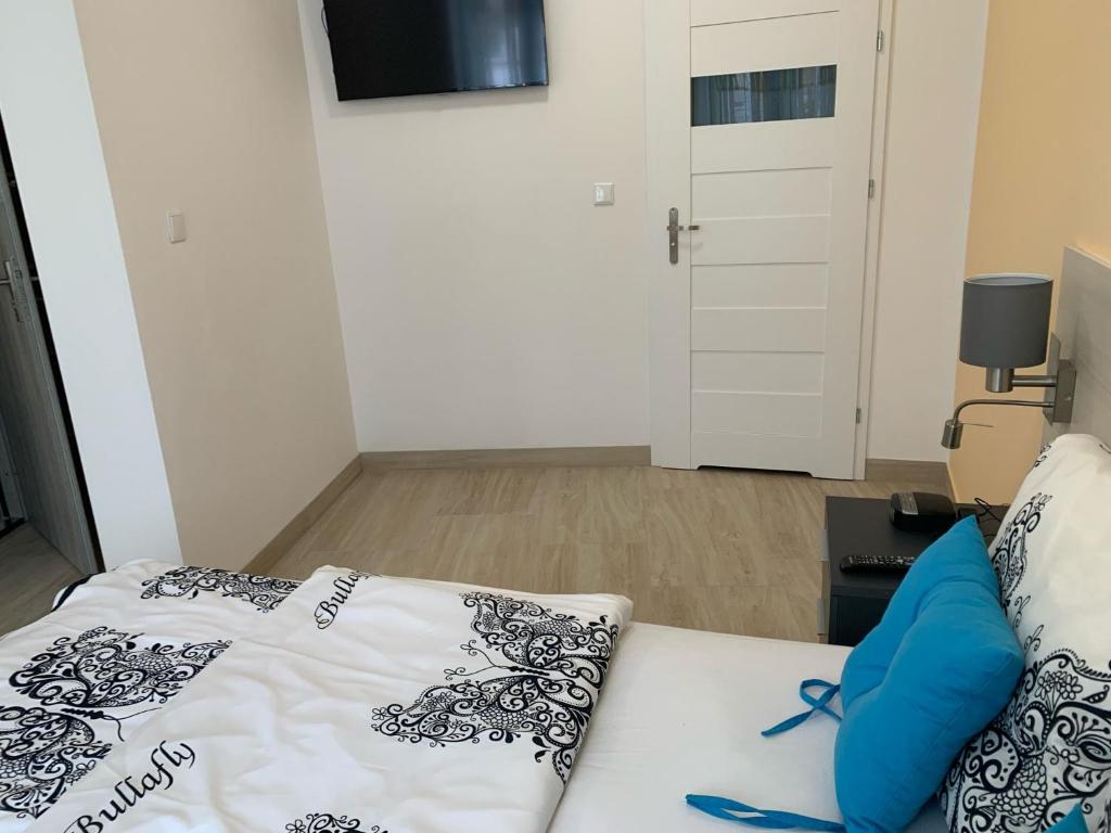 TV a/nebo společenská místnost v ubytování Apartamenty Św.Rocha