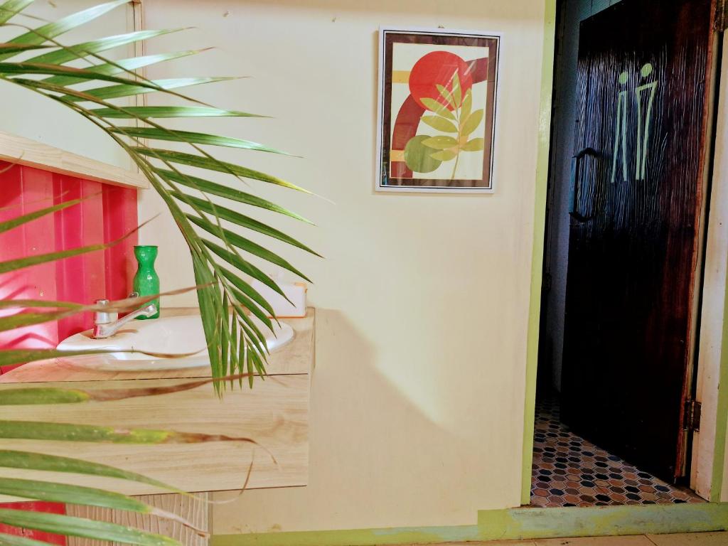 Fotografie z fotogalerie ubytování Karcof Container Hostel v destinaci Senggigi