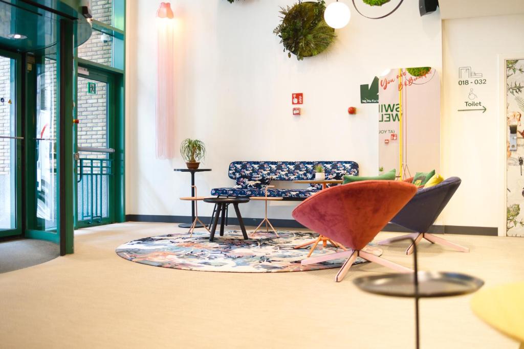 B&B HOTEL Brussels Centre Louise - Resim 8