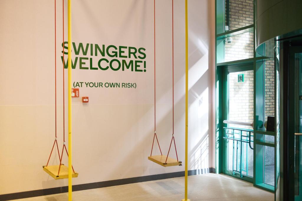 B&B HOTEL Brussels Centre Louise - Resim 12