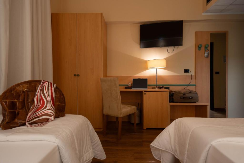 Hotel Iris - Resim 27