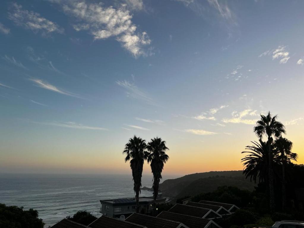 Luxury Penthouse in Herolds Bay - Newly Refurbished - Image 42